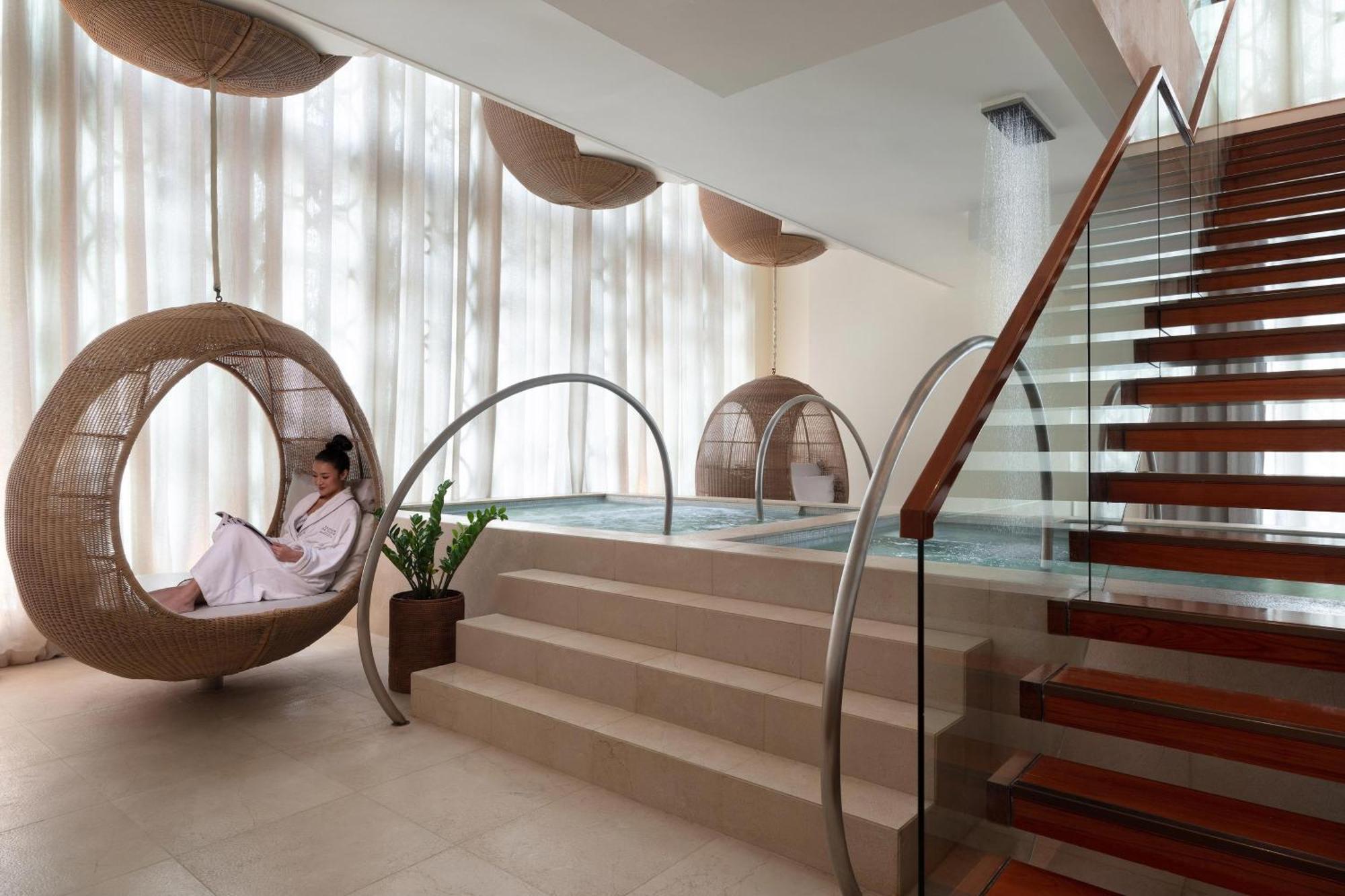 The St. Regis Bangkok Hotel Kültér fotó